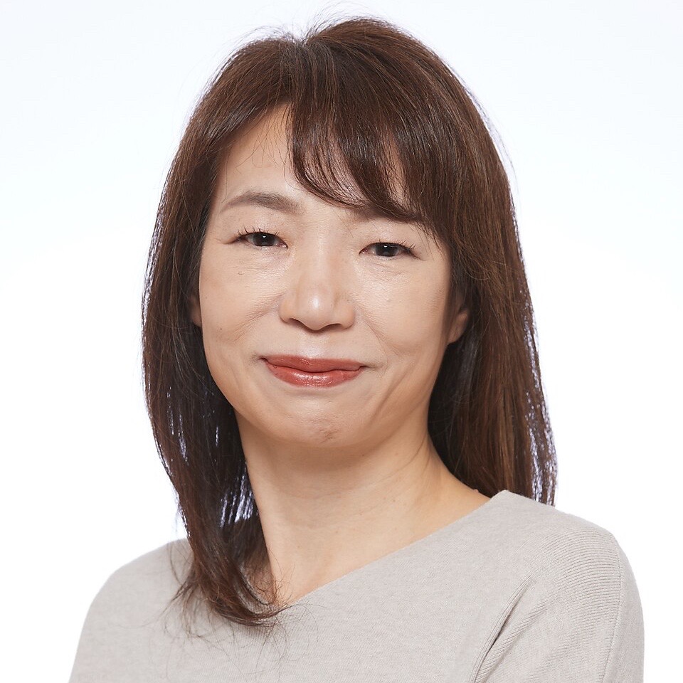 白髪はカバーしつつ髪質改善が叶うヘアカラー｜えがお美容室奈良店