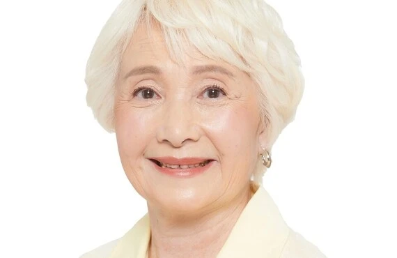 おでこの幅が広い方にオススメの髪型｜えがお美容室奈良店