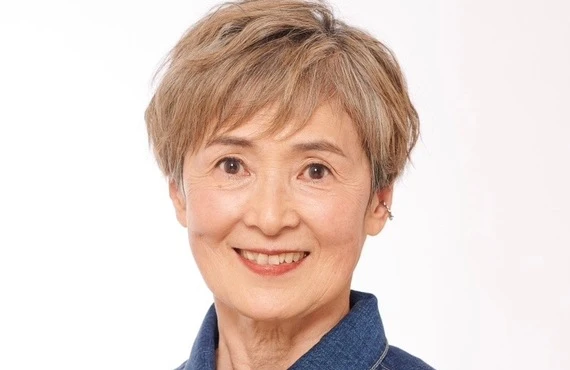お顔のたるみが気になる方にオススメの髪型｜えがお美容室奈良店