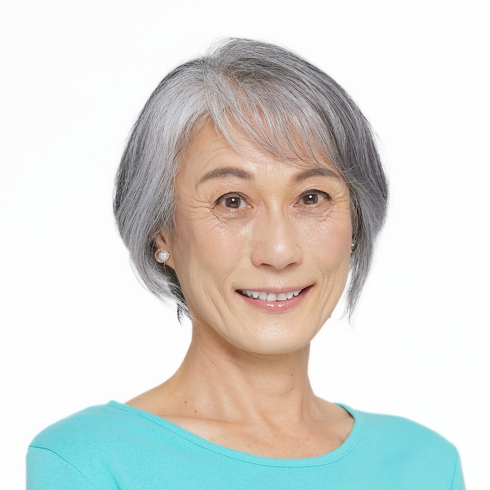 ショートボブカットで流行りを加えた大人髪に｜えがお美容室奈良店