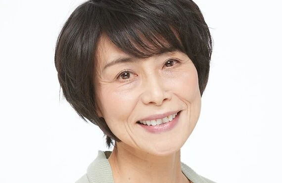大人世代向けのグレージュカラー