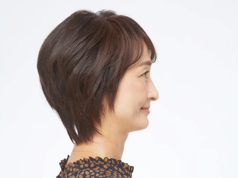 トレンドを取り入れた大人女性のヘアスタイル
