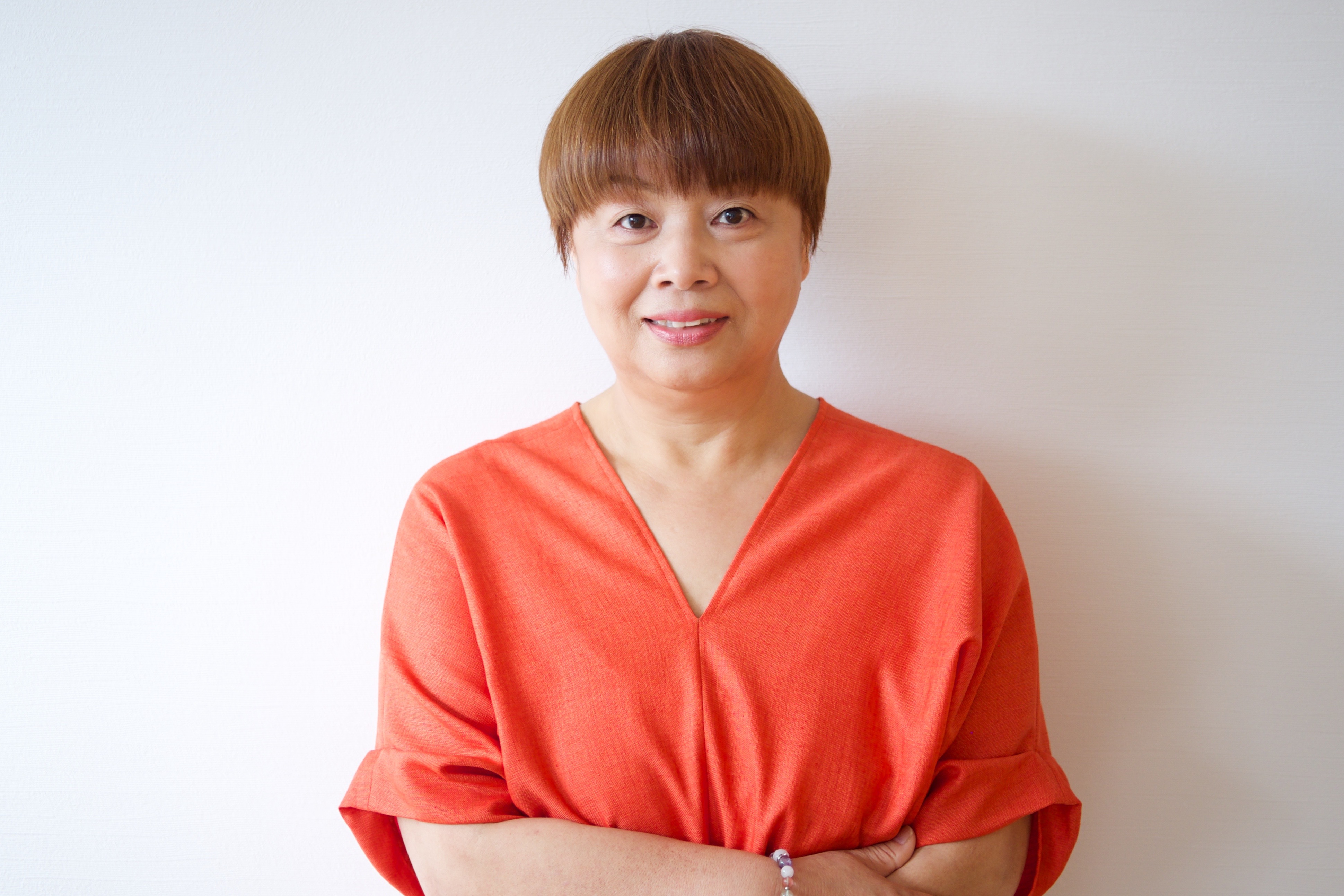 白髪染めの新定番カラーを提案します｜えがお美容室奈良店