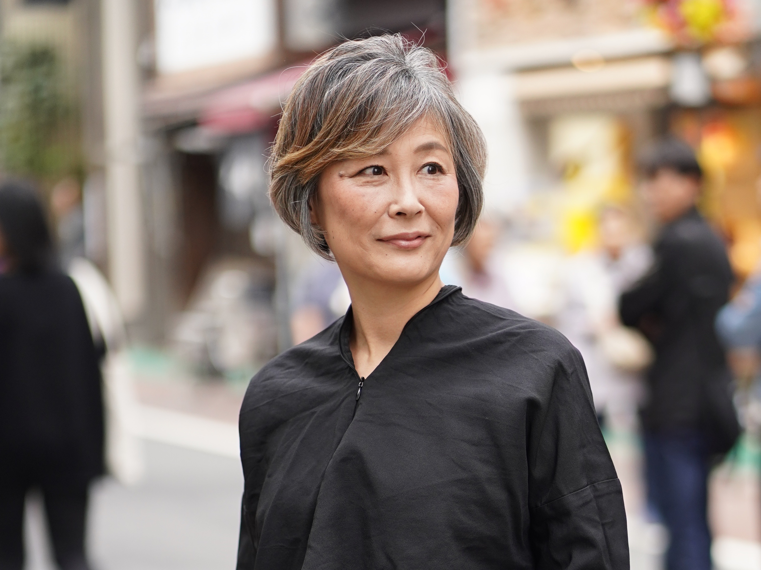 くせ毛の悩みをカットで解消！まとまりが良く楽にセットできる｜えがお美容室奈良店